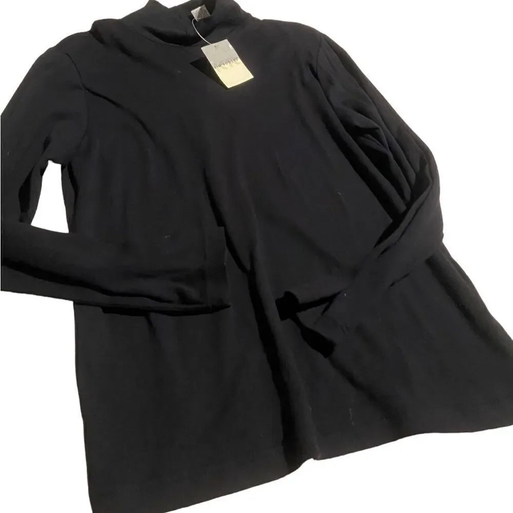 Kim Rogers size medium black turtle neck new with tags see pics